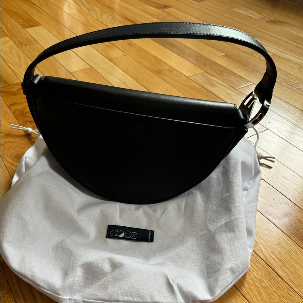 Black never used dooz handbag